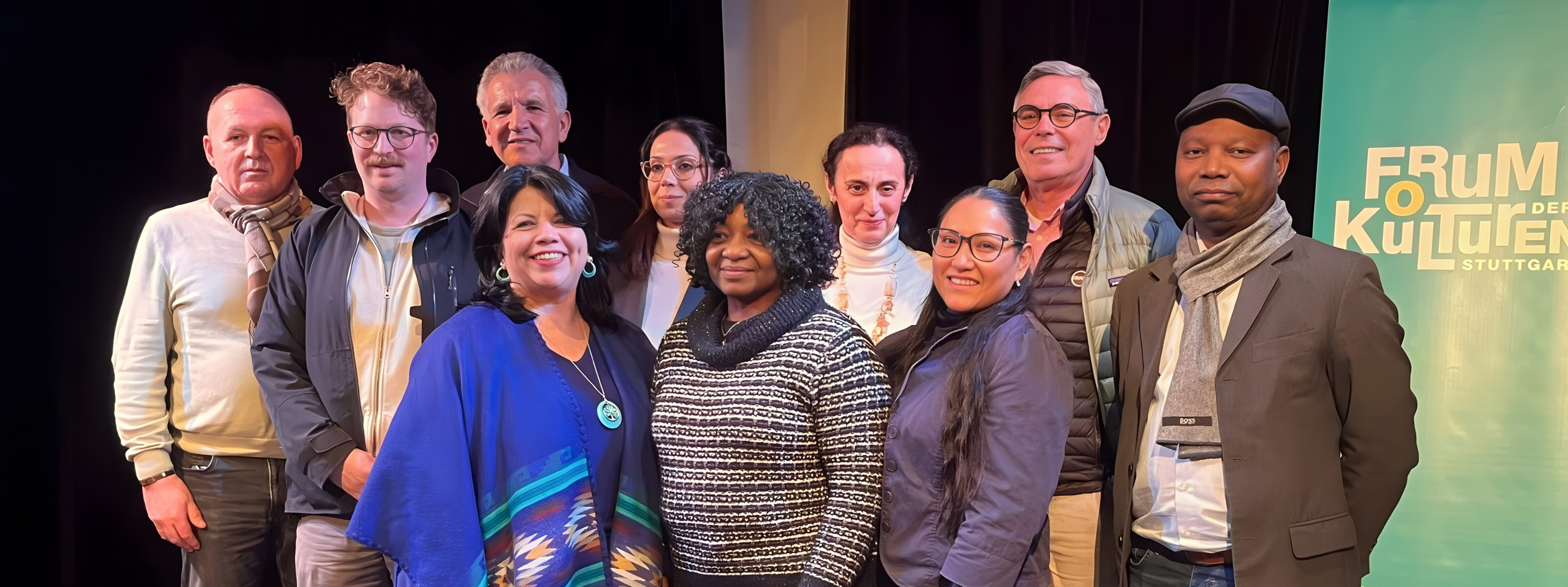 Das Bild zeigt den im Februar 2026 gewählten Vorstand des Forums der Kulturen Stuttgart e. V.